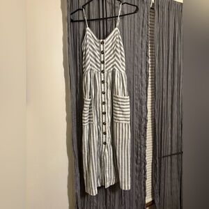 American Eagle XS striped button down dress with pockets! Never worn